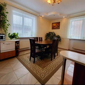 Продам будинок для великої родини на Пятничанах