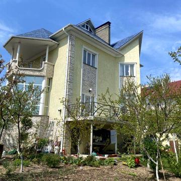 Продам елітний будинок