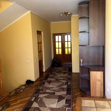 Довгострокова оренда 4к Дім Лісна вулиця