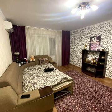 Продам 1-но чешку в р-не поликлиники