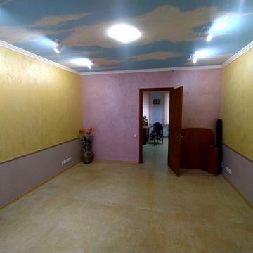 Частина будинку в самому центрі міста з земельною ділянкою