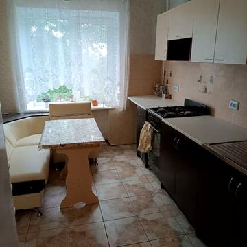 Продается 4 комнатная квартира