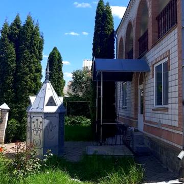 Продаж будинку з власним ставком у м.Вінниці, вул.Левадна