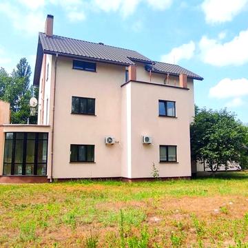 Будинок з виходом до Десни, Новосілки