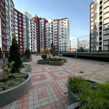 Двокімнатна в центрі, квартира Галиьцка, видова, студія 2-кімн продам