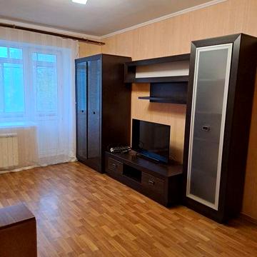 2 кімнатна квартира в цегляному будинку  від власника