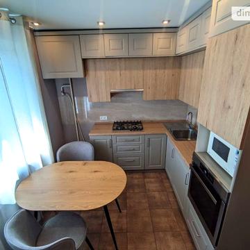 Продажа 2к квартира Олеся Гончара вулиця