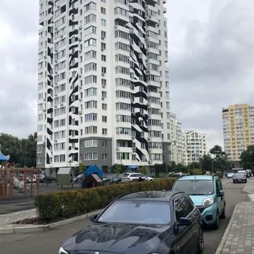 Продам евро двухкімнвтну квартиру в ЖК «Саванна сiтi”