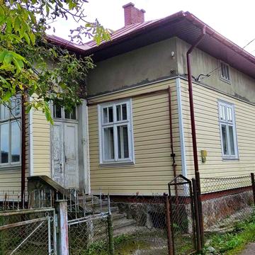Продається житловий будинок в м.Долина