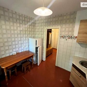 Продаж 1к Квартира Залізняка Максима вулиця
