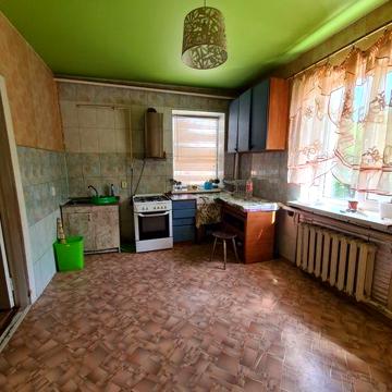 Передмістя, Тахтаулово, окремий добротний будинок з комунікаціями.