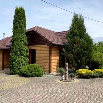 Будинок з ремонтом в м. Долина, Івано Франківської області