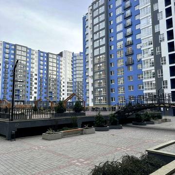 Продам квартиру в центрі,одно 1 кімн,Галицька Княгинин,Набережна