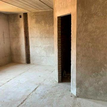 Повноцінна 1 кімнатна квартира, неподалік центру в зданому будинку!!!