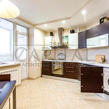 Продаж 3к квартири, вул.Амосова, Соломянський р-н