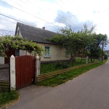 Будинок з сонячною станцією (СЕС)