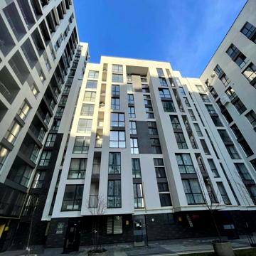 Героїв УПА вул., 73