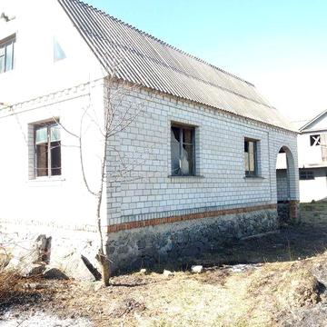 Продам будинок в м.Чуднiв на великому участку землi