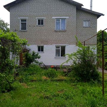 Продам 2-х поверховий будинок