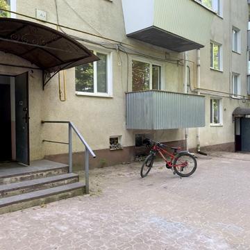 Подам 2-поверхову квартиру