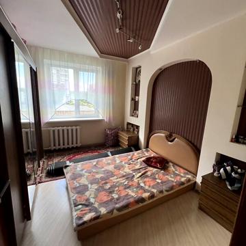 Продаж 3к Квартира Метробудівська вулиця