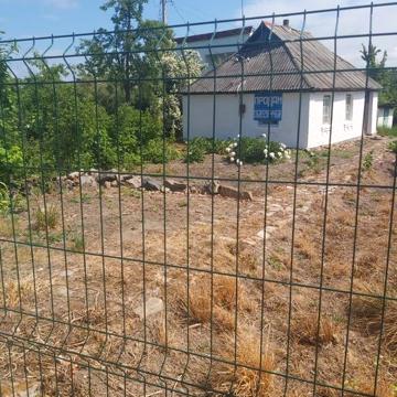 Продам будинок в центрі смт Ставище Київська область