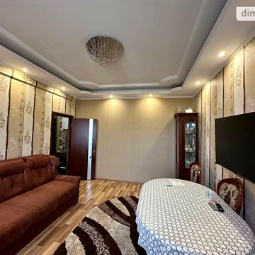 Продажа 2к квартира Старомостова площа