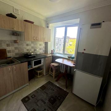 Продам 3 комн квартиру в центре с мебелью и техникой
