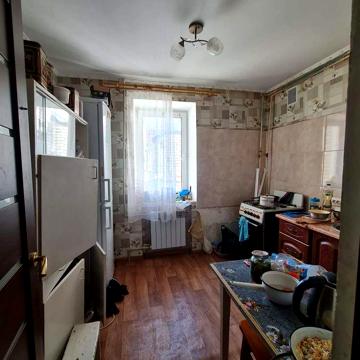 Продається 4 -х кімнатна квартира в районі "Фортуни"