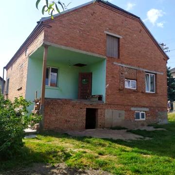 Продаж будинку в Городку