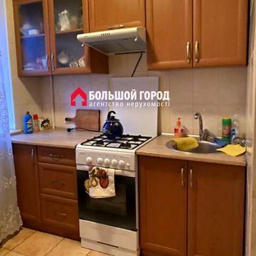 Бочарова вул., 14