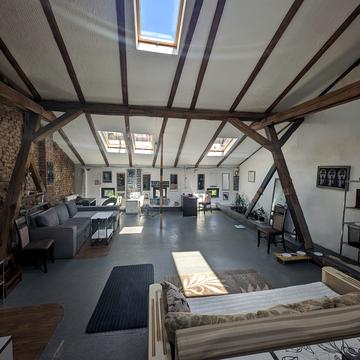 Свободи просп. (), 7