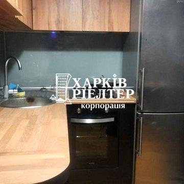 D1C  Продам 4 комнатную квартиру на Салтовке, ул. Героев Труда