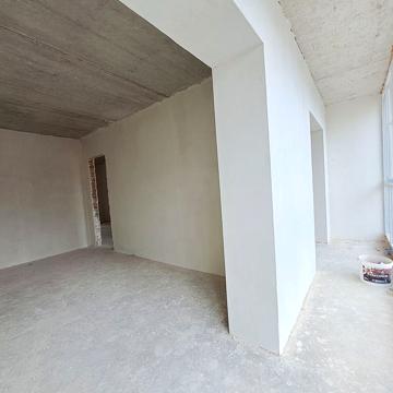 Продаж 3 км.кухні - студії по вул.Татарська із власною ділянкою.