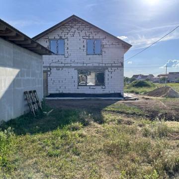 Продам дім з ділянкою у Прилиманському