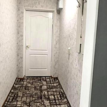 Центр міста, центральна площа. Квартира під офіс, салон магазин.