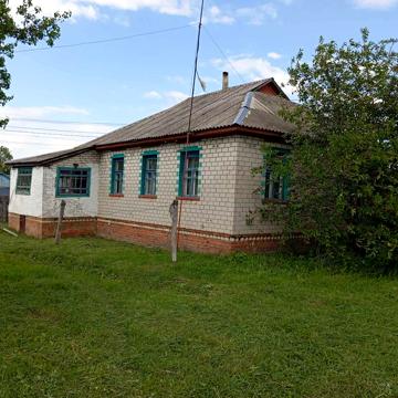 Продається будинок в смт Куликівка