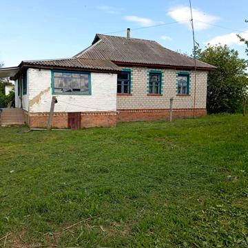 Продається будинок в смт Куликівка