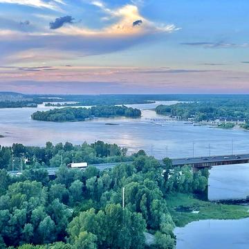 продаж нереально видової 3-к квартири в ЖК DOCK 32 -Док 32 Оболонський ЖК Dock 32