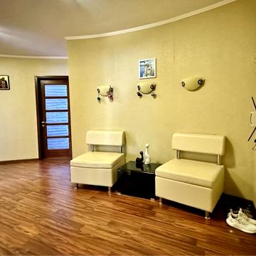 Продам 3 кімн кв , центр, вул. Перемоги, новобудова