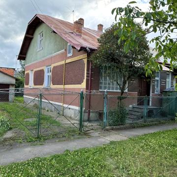 Продаж половини будинку Дрогобич