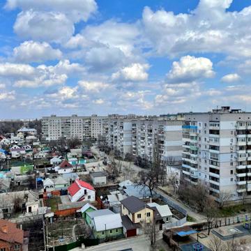 Дарницька вул., 19