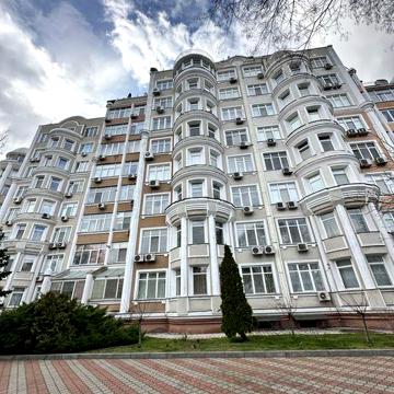 Каркашадзе.. Французский, 4 комнаты. Своё отопление ЖК Каркашадзе