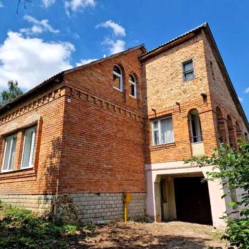 Продається будинок за авторскім архітектурним планом