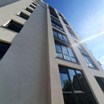 Продам сучасну 2 кім 5 поверх в затишному районі міста