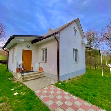 Здається в оренду 1-км особняк зі всіма зручностями