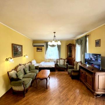 Антикварная квартира. Сеть AlexApartments. Документы для командировок.