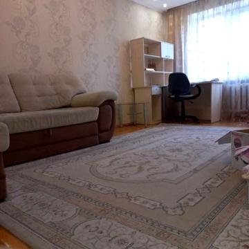 Укомплетованная квартира в центе в хорошем месте