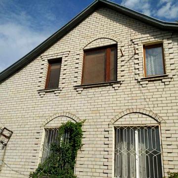 Продам будинок 2 поверхи Коротич