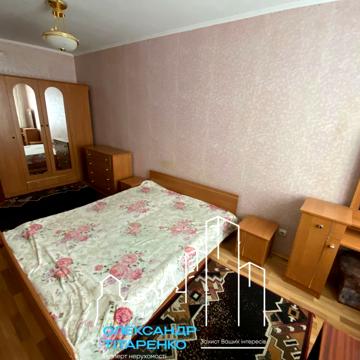 Продам велику трикімнатну в самому центрі міста!!